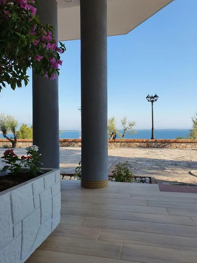 Vila Elezi Hotel Shengjin 0*,  Albania