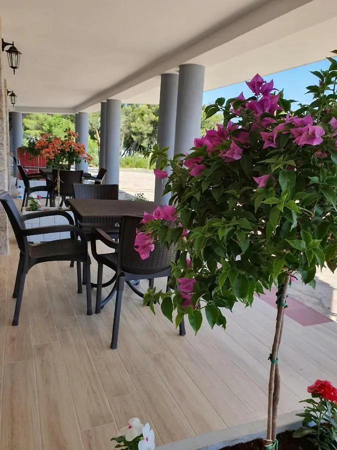 Vila Elezi Hotel Shengjin Albania