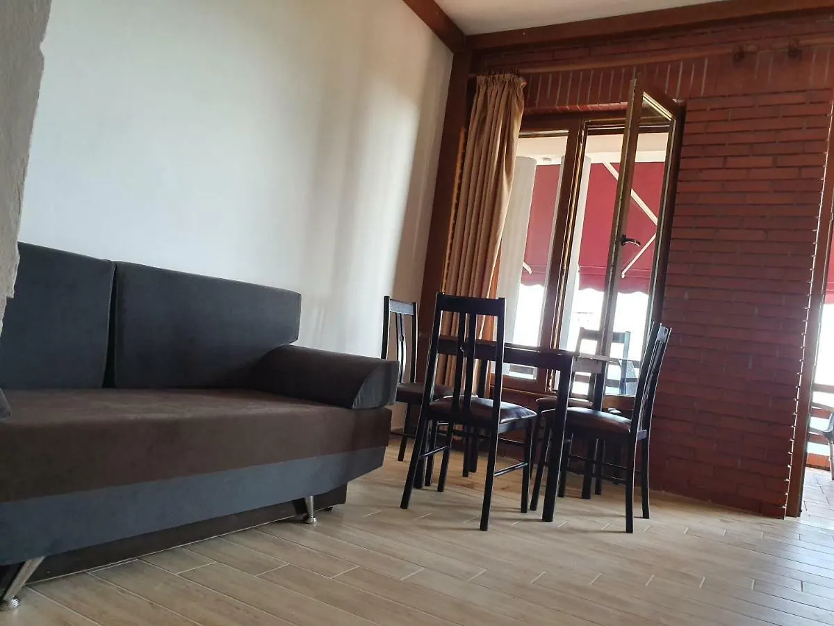 Vila Elezi Hotel Shengjin 0*,  Albania
